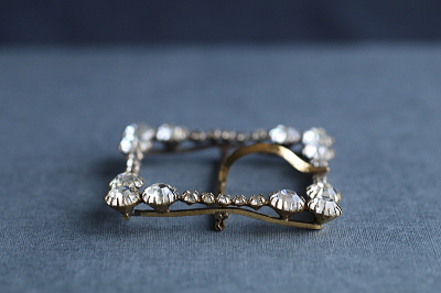 オールドペーストバックル　ヨーロッパ　アンティークストリュフ